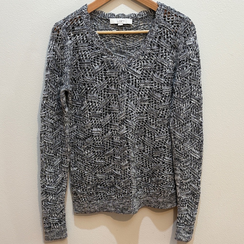 LOFT Women's V Neck Black and White Knit Sweater